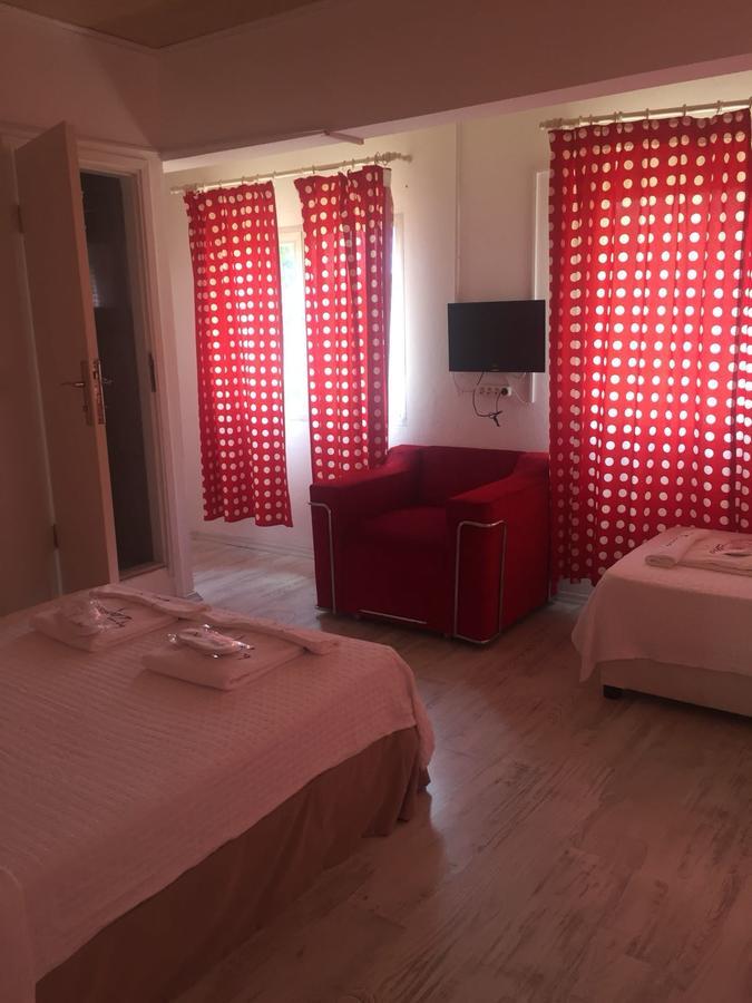 Fullmoon Rooms Cesme Çeşme Exterior foto